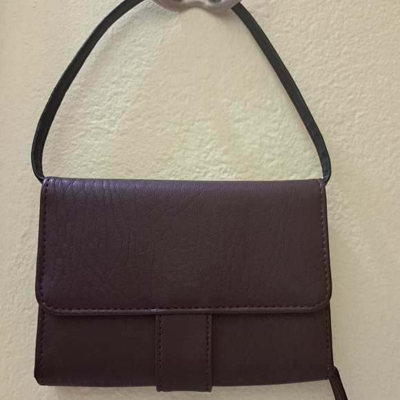 Handbags - Simple Wristlet Wallet